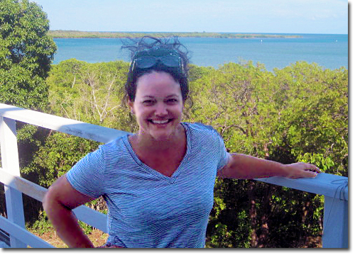 Dr. Jennifer McKinnon Dr. Jennifer McKinnon